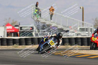 media/Dec-04-2022-CVMA (Sun) [[e38ca9e4fc]]/Race 2 Amateur Supersport Open/